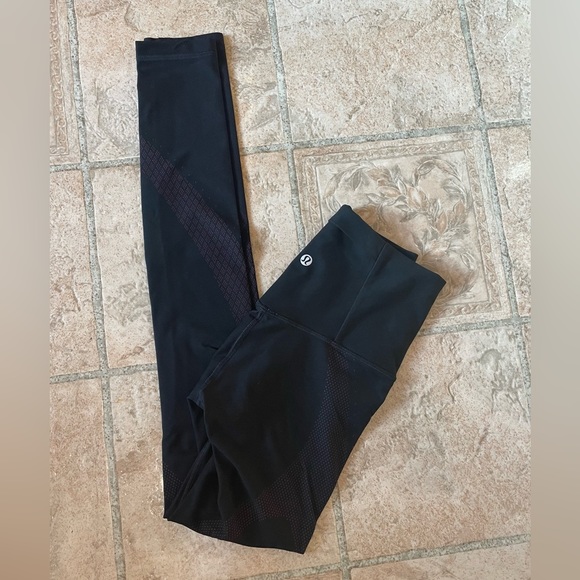 Lululemon high rise leggings - Picture 2 of 3